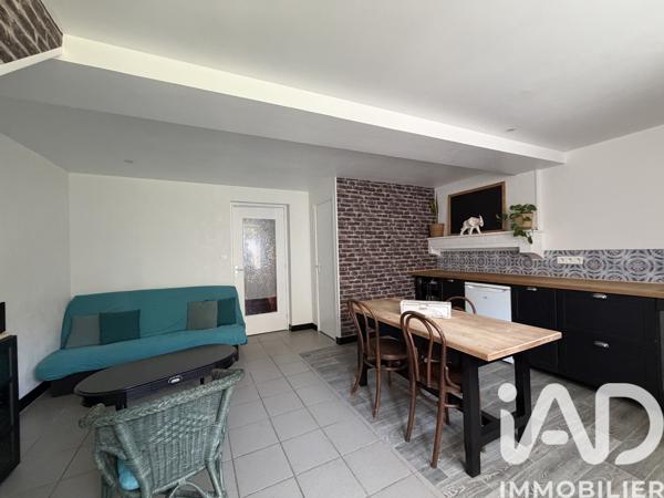 Maison à vendre 7 pièces 228 m² Saint-Sernin-du-Plain