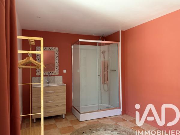 Maison à vendre 7 pièces 228 m² Saint-Sernin-du-Plain