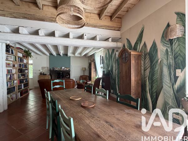 Maison à vendre 7 pièces 228 m² Saint-Sernin-du-Plain