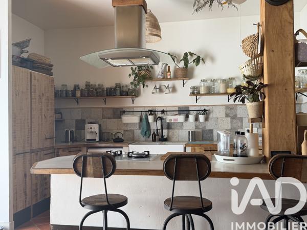 Maison à vendre 7 pièces 228 m² Saint-Sernin-du-Plain