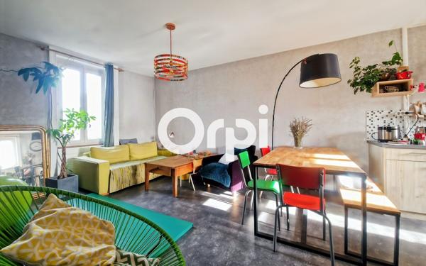 Appartement à vendre    4 pièces • 87,78 m2 Saint-Martin-en-Haut