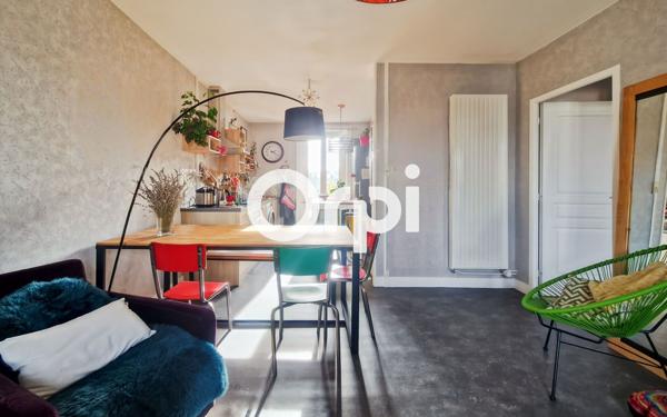Appartement à vendre    4 pièces • 87,78 m2 Saint-Martin-en-Haut