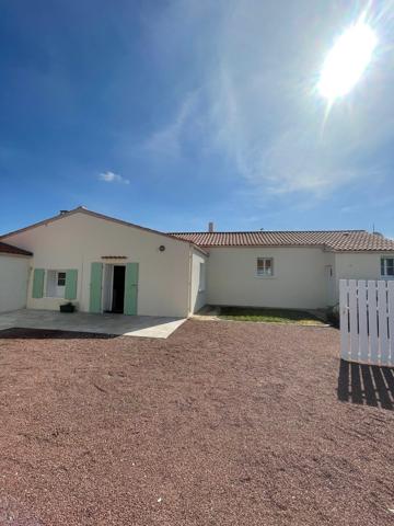 Location à l’année maison 5 pièces, 125.83 m², Cheray