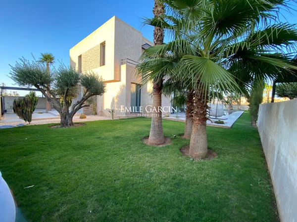 À vendre villa dans une résidence privée à Marrakech