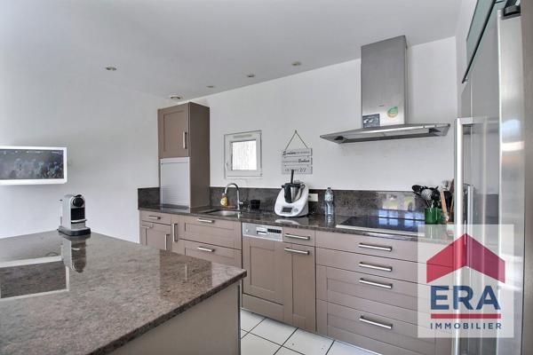 Maison Orange 4 pièce(s) 143 m2 - 296m² de terrain