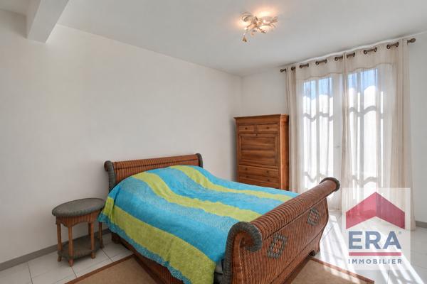 Maison Orange 4 pièce(s) 143 m2 - 296m² de terrain