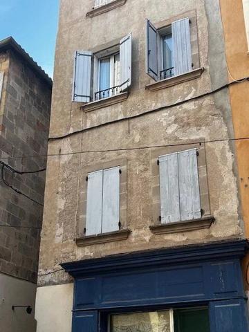Vente                                                      Appartement
                        
                     1 pièces                      24 m2                     à Lodève