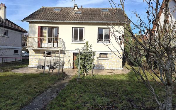 Maison à vendre    5 pièces •  Brie-Comte-Robert