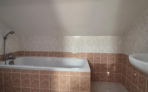 Maison à vendre    5 pièces •  Brie-Comte-Robert