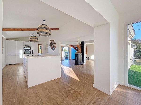 GUIDEL : Maison rénovée