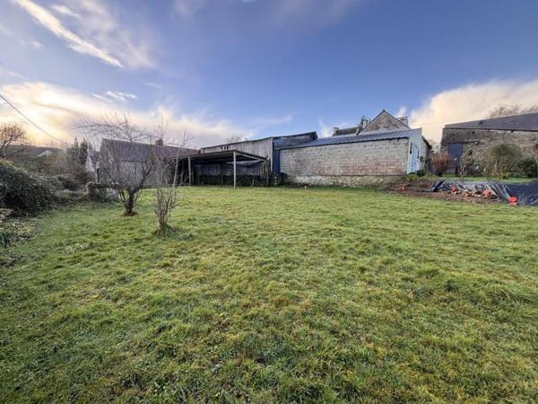 GUIDEL : Beau terrain constructible d'environ 645m²