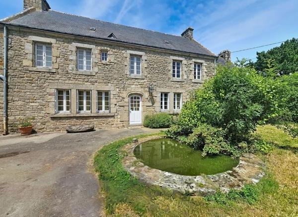 PLOUHINEC : Domaine immobilier vue RIA