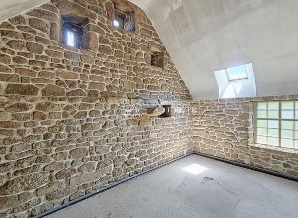 PLOUHINEC : Domaine immobilier vue RIA