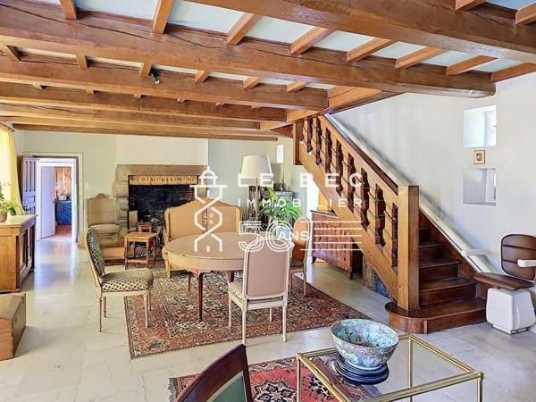 PLOUHINEC : Domaine immobilier vue RIA