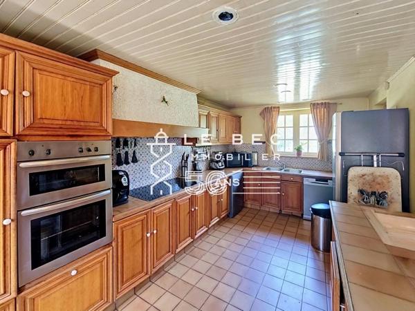 PLOUHINEC : Domaine immobilier vue RIA