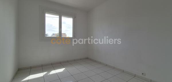 Vente
                Appartement56,14 m² - 3 Pièces -
                    LORIENT (56100)