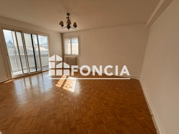 Location Appartement 3 pièces 72.22 m² - 8, RTE STE MARGUERITE Gap 05000