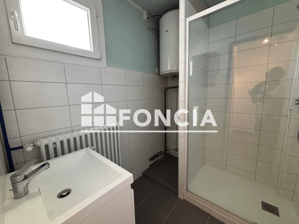 Location Appartement 3 pièces 72.22 m² - 8, RTE STE MARGUERITE Gap 05000