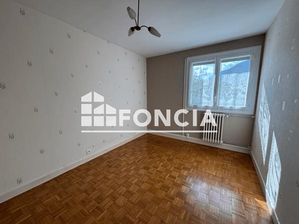 Location Appartement 3 pièces 72.22 m² - 8, RTE STE MARGUERITE Gap 05000