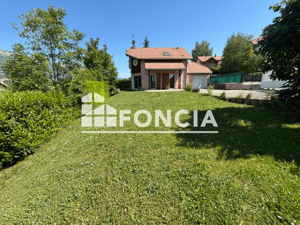 Location Maison 4 pièces 91.3 m² - 1 RUE DU RIOTORD Gap 05000