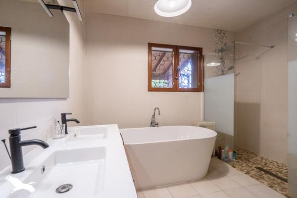 Maison à vendre |  Cestas |  5 pièces | 125 m²