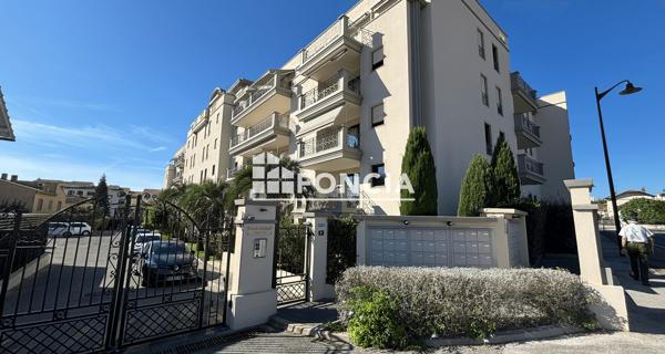 À vendre Appartement 3 pièces 78.58 m² - Hyères 83400