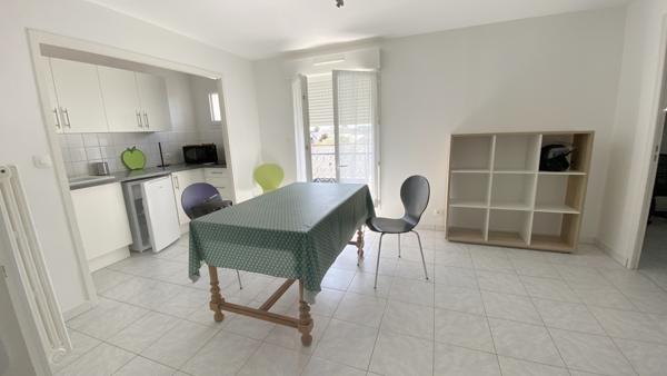 Appartement 3 pièce(s) 2 chambre(s) 47.6 m²
