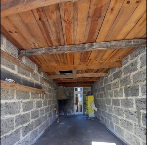 Garage avec deux box et son terrain constructible