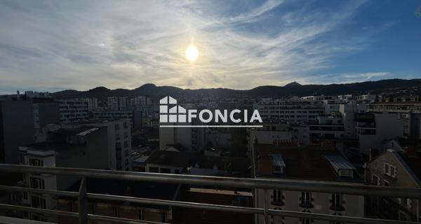 Location Appartement 5 pièces 100.78 m² - Clermont-ferrand 63000