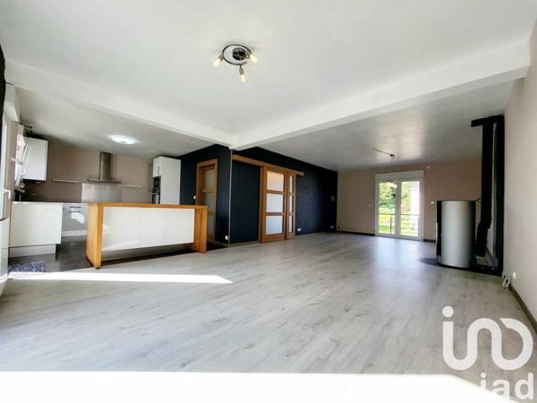 Maison traditionnelle 5 pièces de 130 m² à Mont-Saint-Martin (54350)