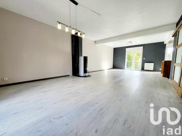 Maison traditionnelle 5 pièces de 130 m² à Mont-Saint-Martin (54350)