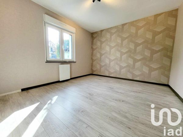 Maison traditionnelle 5 pièces de 130 m² à Mont-Saint-Martin (54350)