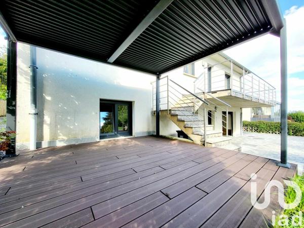 Maison traditionnelle 5 pièces de 130 m² à Mont-Saint-Martin (54350)