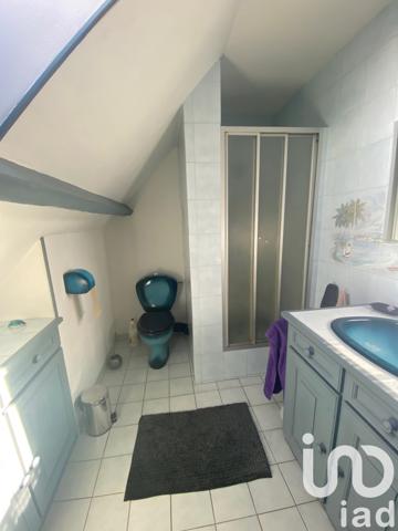 Maison à vendre 7 pièces 150 m² Soulaires