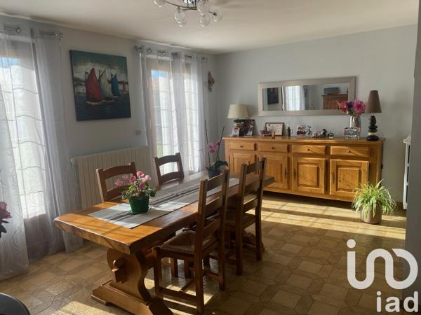 Maison à vendre 7 pièces 150 m² Soulaires