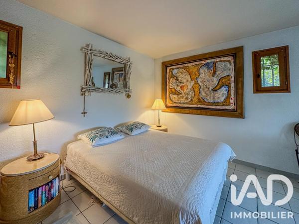 Maison à vendre 5 pièces 163 m² Fréjus