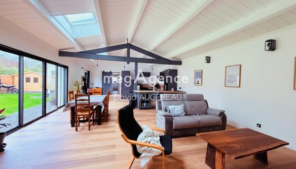 Maison à L' ILE-D'YEU, 85350 - 5 pièces 165m²