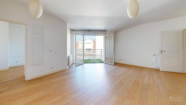 Appartement Maisons Alfort 3 pièces 68 m² avec balcon et place de parking