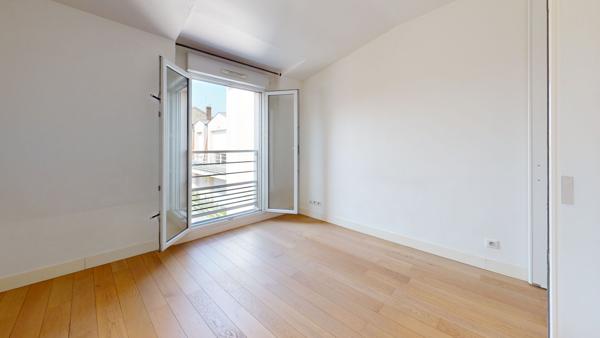 Appartement Maisons Alfort 3 pièces 68 m² avec balcon et place de parking