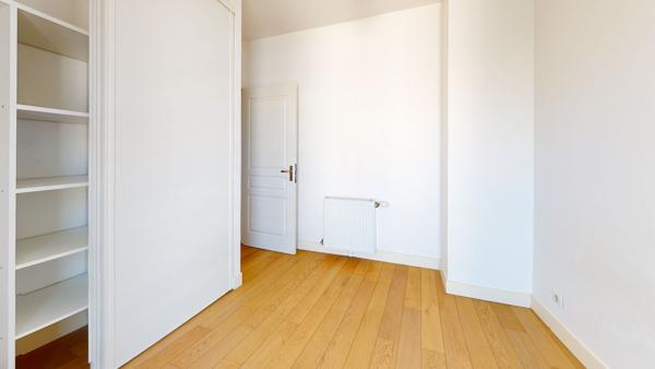 Appartement Maisons Alfort 3 pièces 68 m² avec balcon et place de parking