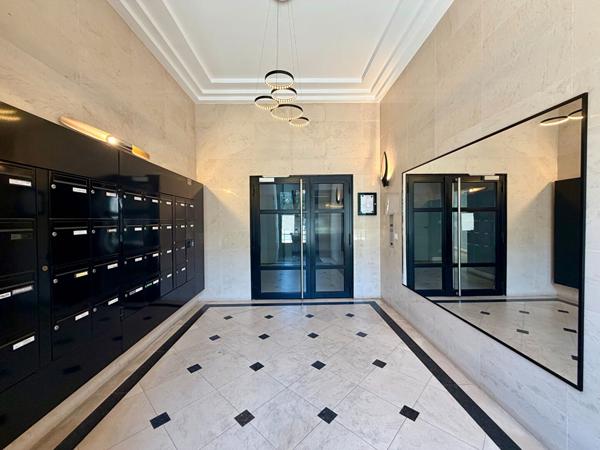 Appartement Maisons Alfort 3 pièces 68 m² avec balcon et place de parking