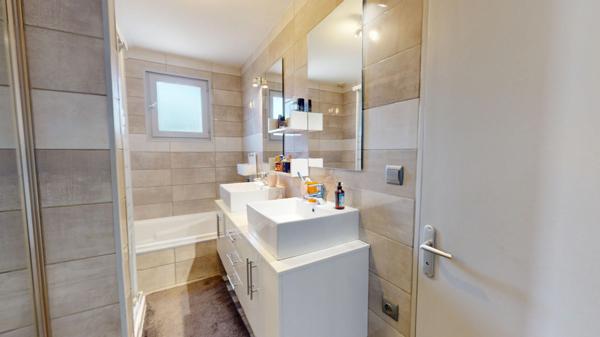 Maison Nevers 5 pièce(s) 115 m2