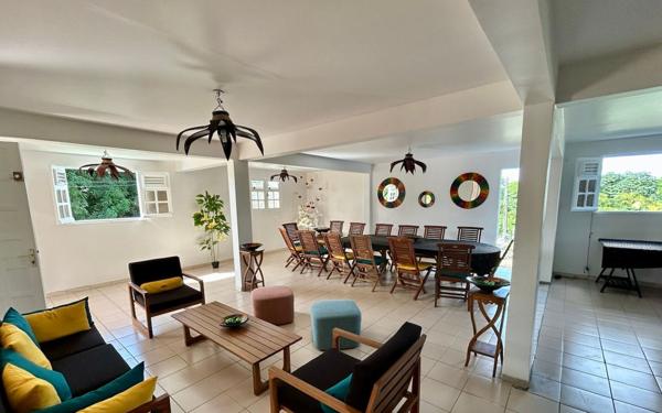 Maison à vendre    6 pièces • 230 m2 Ducos