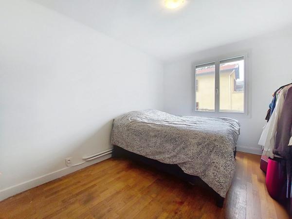 Maison 3 pièces - 77 m²