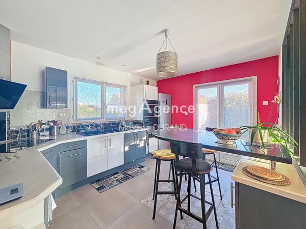 Maison à CHOLET, 49300 - 7 pièces 172m²