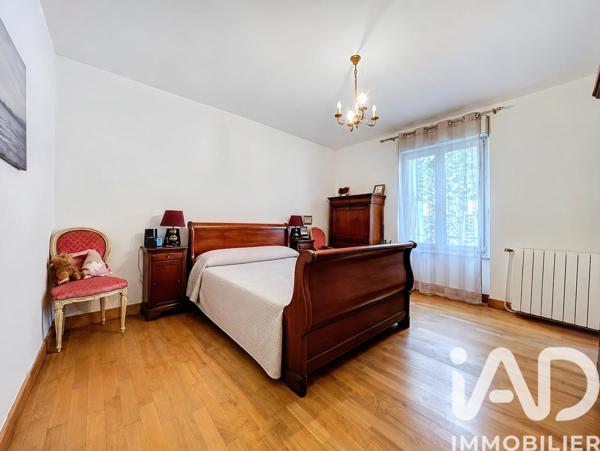 Maison à vendre 6 pièces 123,79 m² Chelles