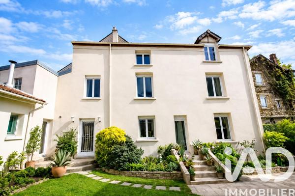 Maison à vendre 6 pièces 123,79 m² Chelles