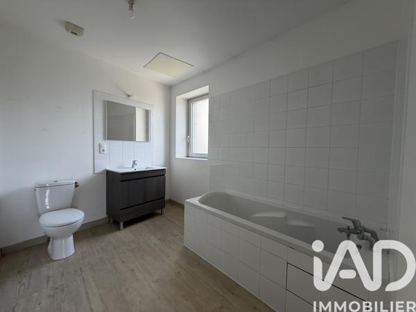 Maison à vendre 7 pièces 150 m² Neuville-sur-Ain