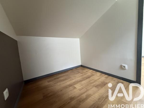 Maison à vendre 7 pièces 150 m² Neuville-sur-Ain