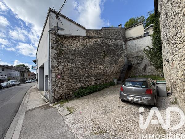 Maison à vendre 7 pièces 150 m² Neuville-sur-Ain